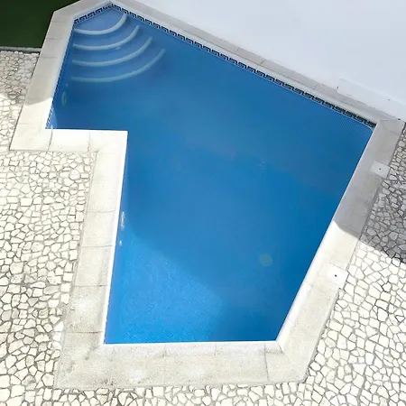 Beautiful - 4 Bedrooms, Heated Pool, 2 Priv Car Park Places, Fibre Net, Tv Channels 别墅