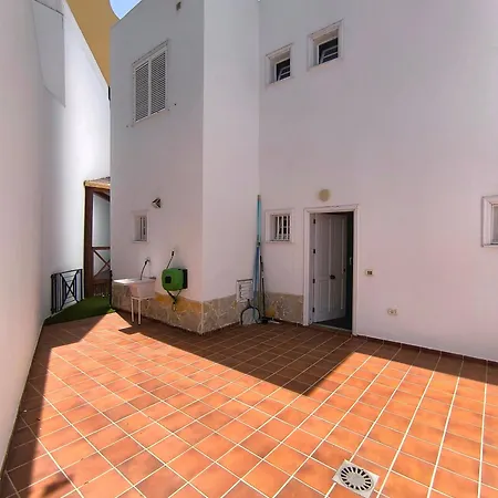 Beautiful - 4 Bedrooms, Heated Pool, 2 Priv Car Park Places, Fibre Net, Tv Channels * 阿德耶
