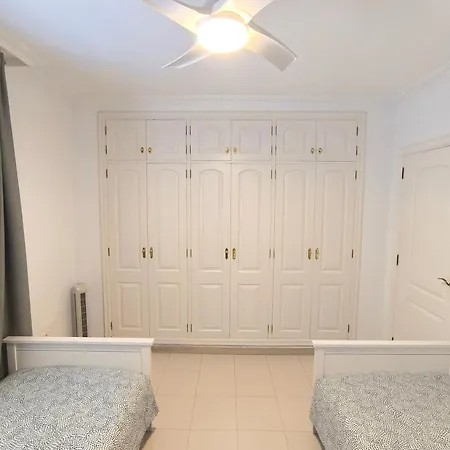 Beautiful - 4 Bedrooms, Heated Pool, 2 Priv Car Park Places, Fibre Net, Tv Channels فيلة *