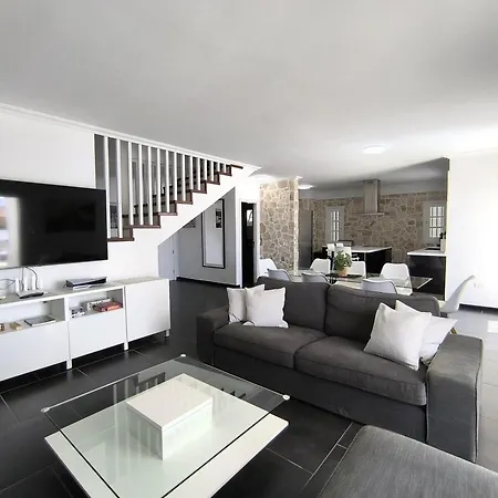 Vila Beautiful - 4 Bedrooms, Heated Pool, 2 Priv Car Park Places, Fibre Net, Ps5, Tv Channels Costa Adeje (Tenerife)