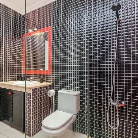 Beautiful - 4 Bedrooms, Heated Pool, 2 Priv Car Park Places, Fibre Net, Ps5, Tv Channels *