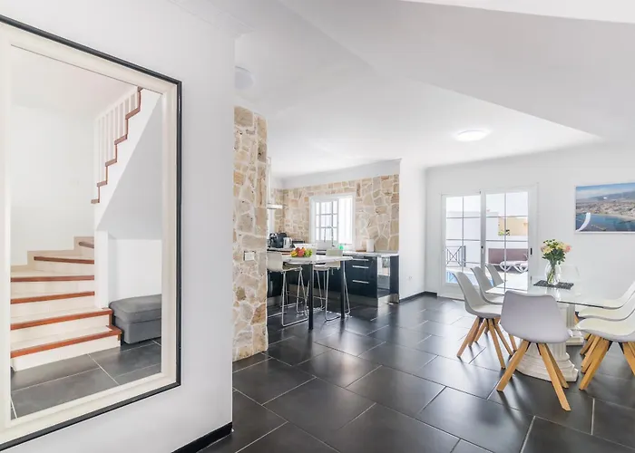 Beautiful - 4 Bedrooms, Heated Pool, 2 Priv Car Park Places, Fibre Net, Ps5, Tv Channels *