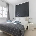 Beautiful - 4 Bedrooms, Heated Pool, 2 Priv Car Park Places, Fibre Net, Ps5, Tv Channels Вілла Адехе