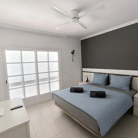Beautiful - 4 Bedrooms, Heated Pool, 2 Priv Car Park Places, Fibre Net, Tv Channels Willa *