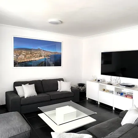 Beautiful - 4 Bedrooms, Heated Pool, 2 Priv Car Park Places, Fibre Net, Ps5, Tv Channels *