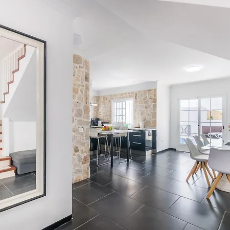 Beautiful - 4 Bedrooms, Ac, Heated Pool, 2 Priv Car Park Places, Fibre Net, Ps5, Tv Channels *
