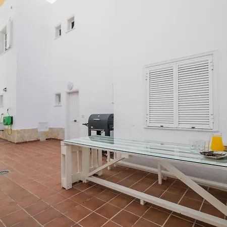 فيلة Beautiful - 4 Bedrooms, Heated Pool, 2 Priv Car Park Places, Fibre Net, Ps5, Tv Channels