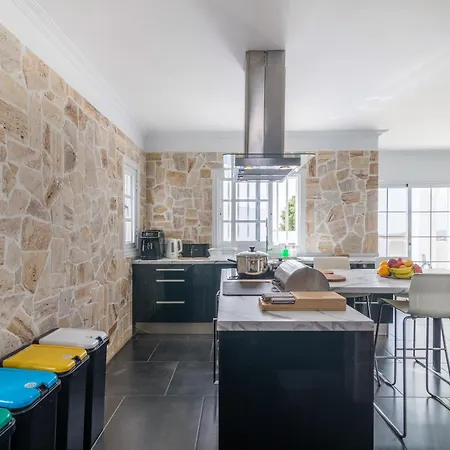 Beautiful - 4 Bedrooms, Heated Pool, 2 Priv Car Park Places, Fibre Net, Ps5, Tv Channels Вилла Адехе