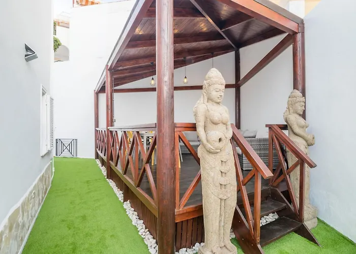 Beautiful - 4 Bedrooms, Heated Pool, 2 Priv Car Park Places, Fibre Net, Ps5, Tv Channels Costa Adeje (Tenerife)